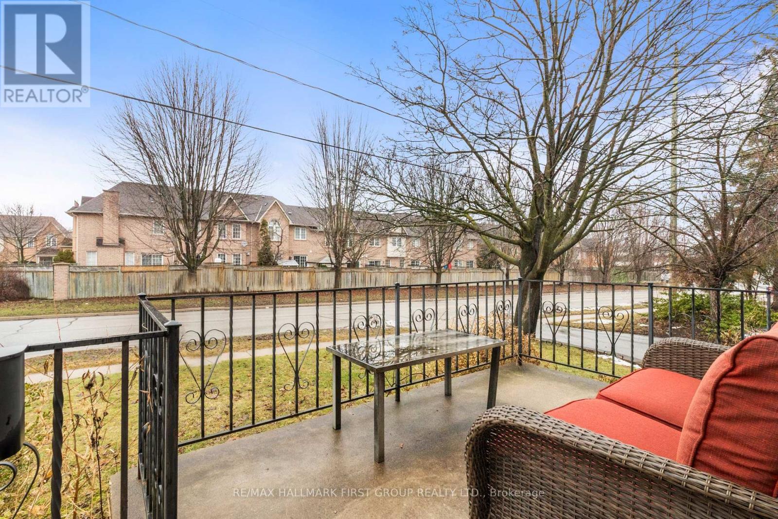 107 Maple Street W, Whitby (Downtown Whitby), Ontario  L1N 2Z8 - Photo 5 - E12876656