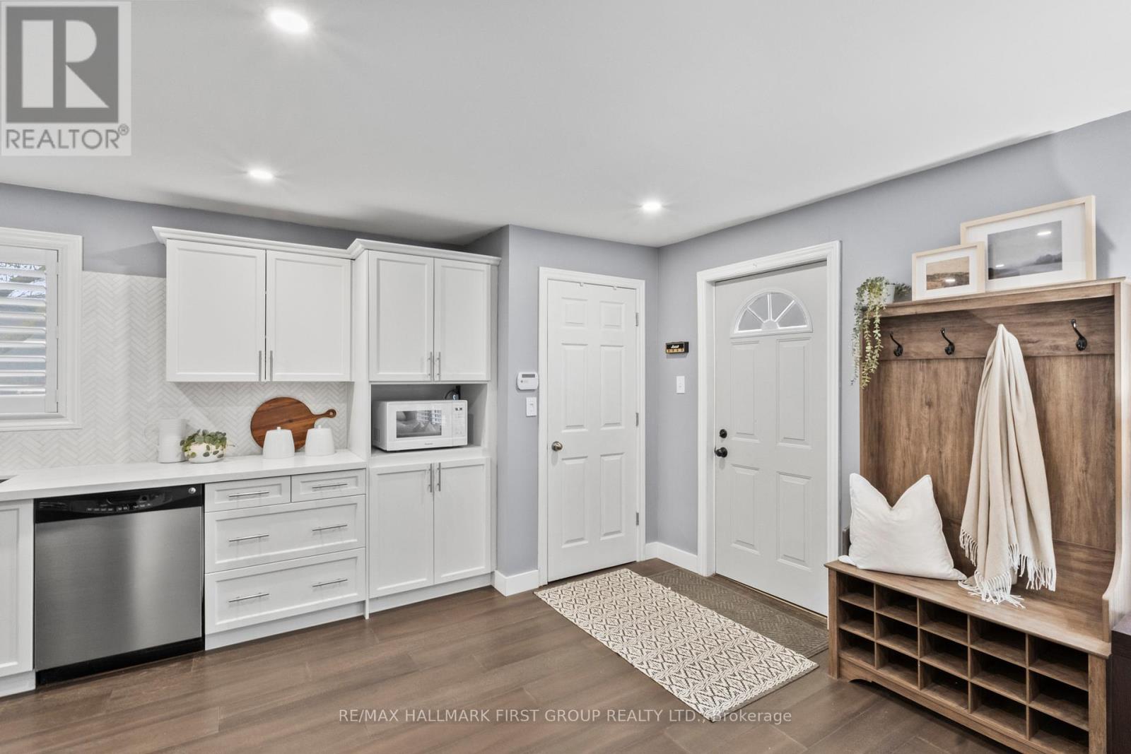 107 Maple Street W, Whitby (Downtown Whitby), Ontario  L1N 2Z8 - Photo 7 - E12876656