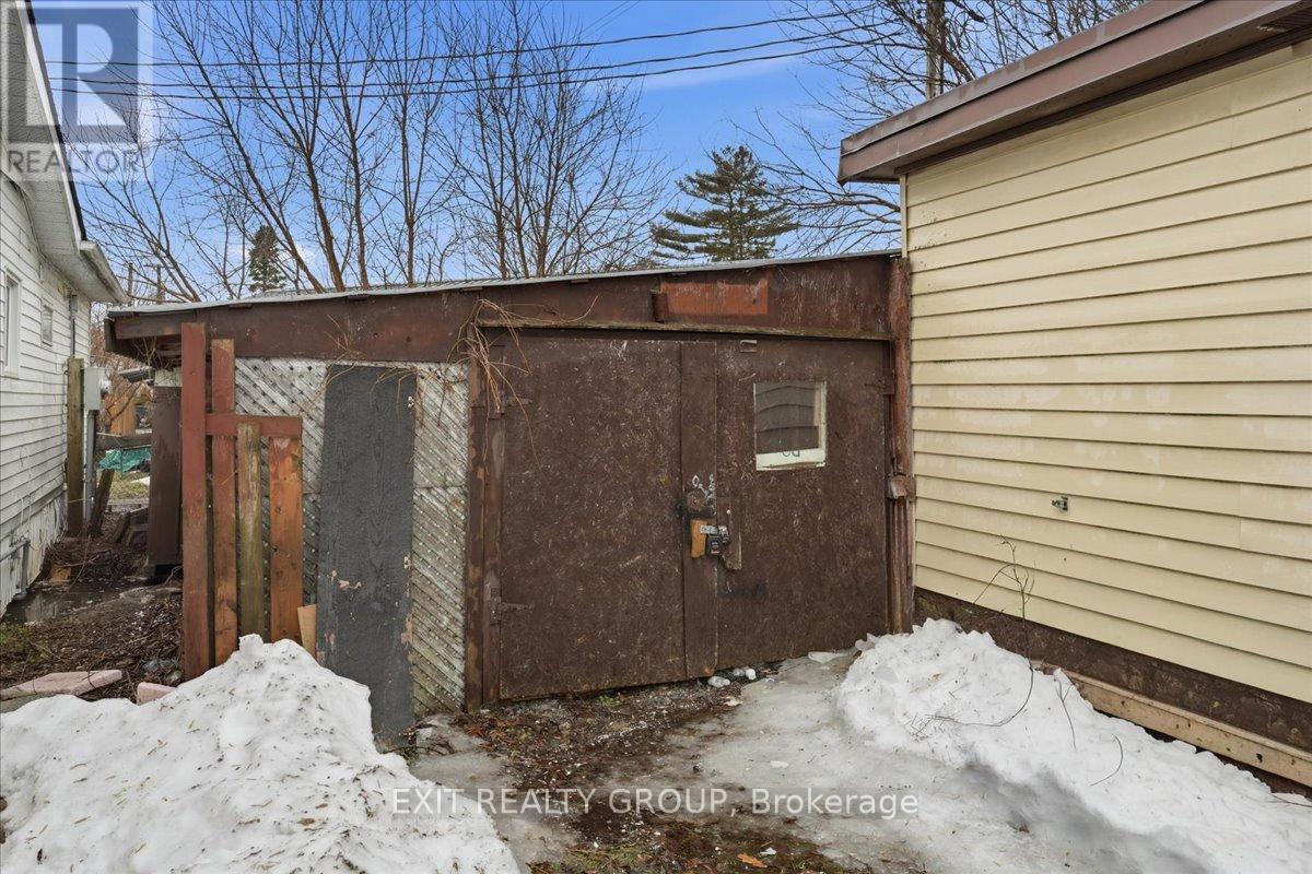 57 - 63 Whites Road, Quinte West, Ontario  K8V 5P5 - Photo 17 - X12876482