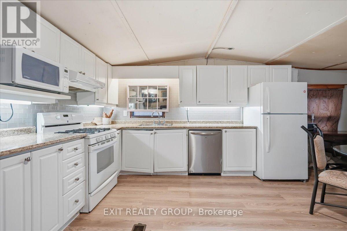 57 - 63 Whites Road, Quinte West, Ontario  K8V 5P5 - Photo 8 - X12876482