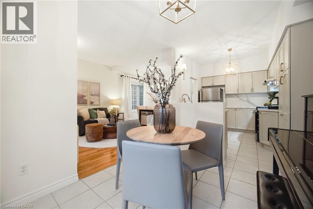 1353 Stephenson Drive, Burlington, Ontario  L7S 2M4 - Photo 17 - 40801982