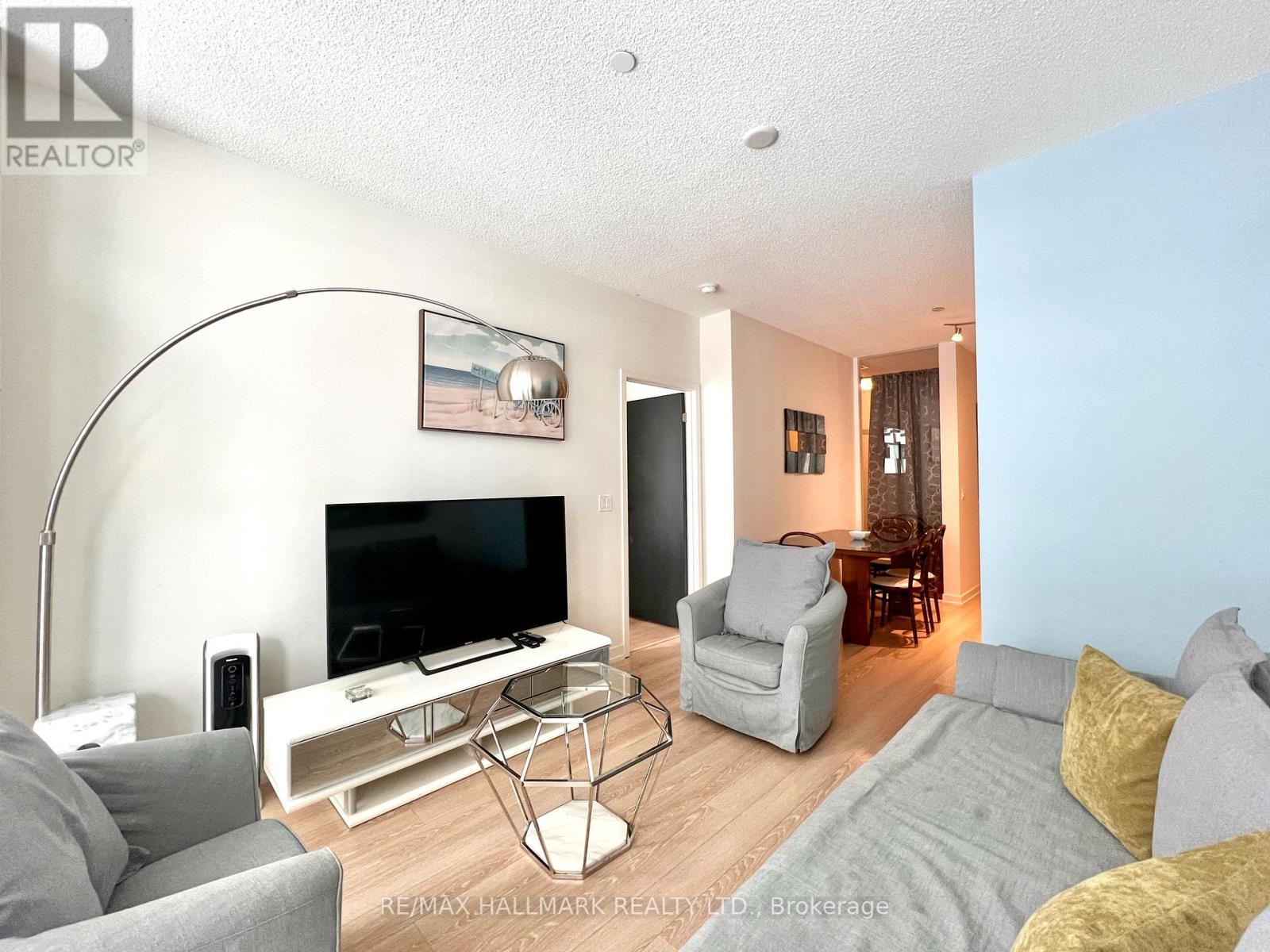 408 - 89 Dunfield Avenue, Toronto, Ontario  M4S 0A4 - Photo 2 - C12876502