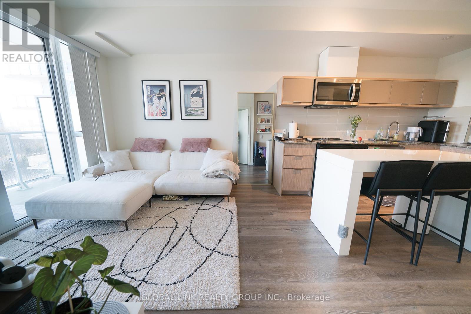 912 - 10 Deerlick Court, Toronto, Ontario  M3A 0A7 - Photo 4 - C12876560