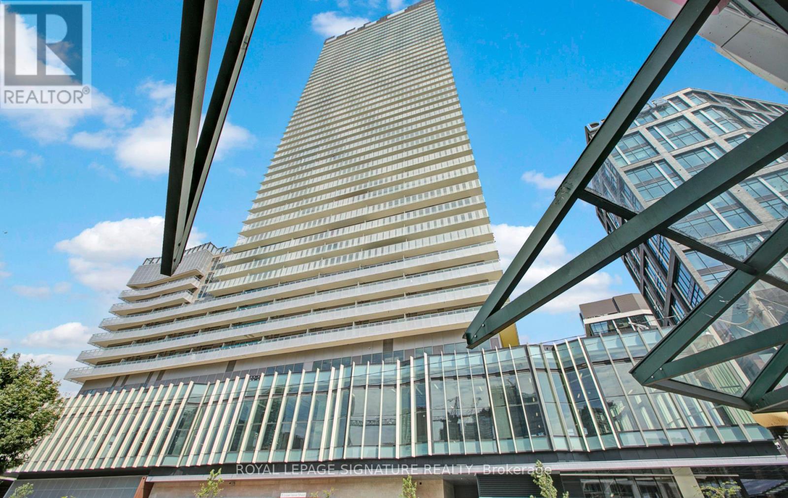 2406 - 15 LOWER JARVIS STREET, Toronto, Ontario