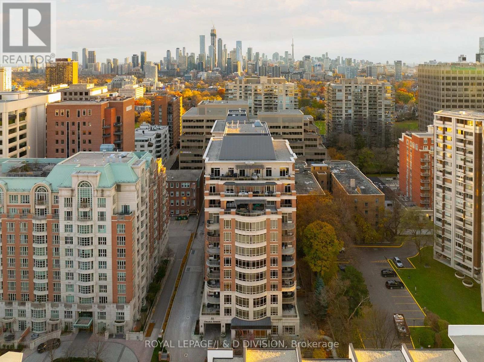 401 - 55 DELISLE AVENUE, Toronto, Ontario