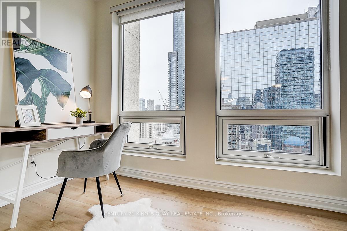 Lph2 - 25 Grenville Street, Toronto, Ontario  M4Y 2X5 - Photo 13 - C12876654