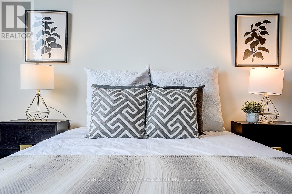 Lph2 - 25 Grenville Street, Toronto, Ontario  M4Y 2X5 - Photo 34 - C12876654