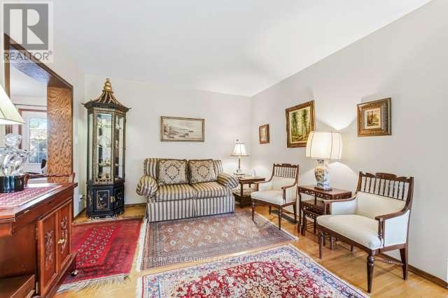 39 Deerford Road, Toronto, Ontario  M2J 3H9 - Photo 10 - C12876664