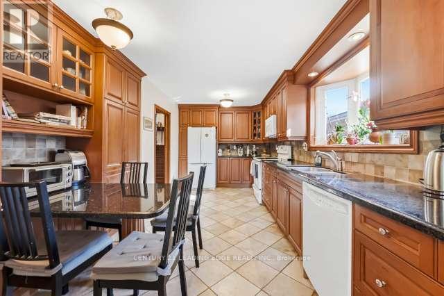 39 Deerford Road, Toronto, Ontario  M2J 3H9 - Photo 16 - C12876664