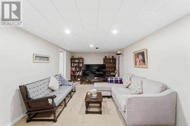 39 Deerford Road, Toronto, Ontario  M2J 3H9 - Photo 37 - C12876664