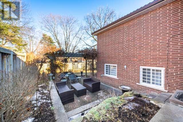 39 Deerford Road, Toronto, Ontario  M2J 3H9 - Photo 42 - C12876664