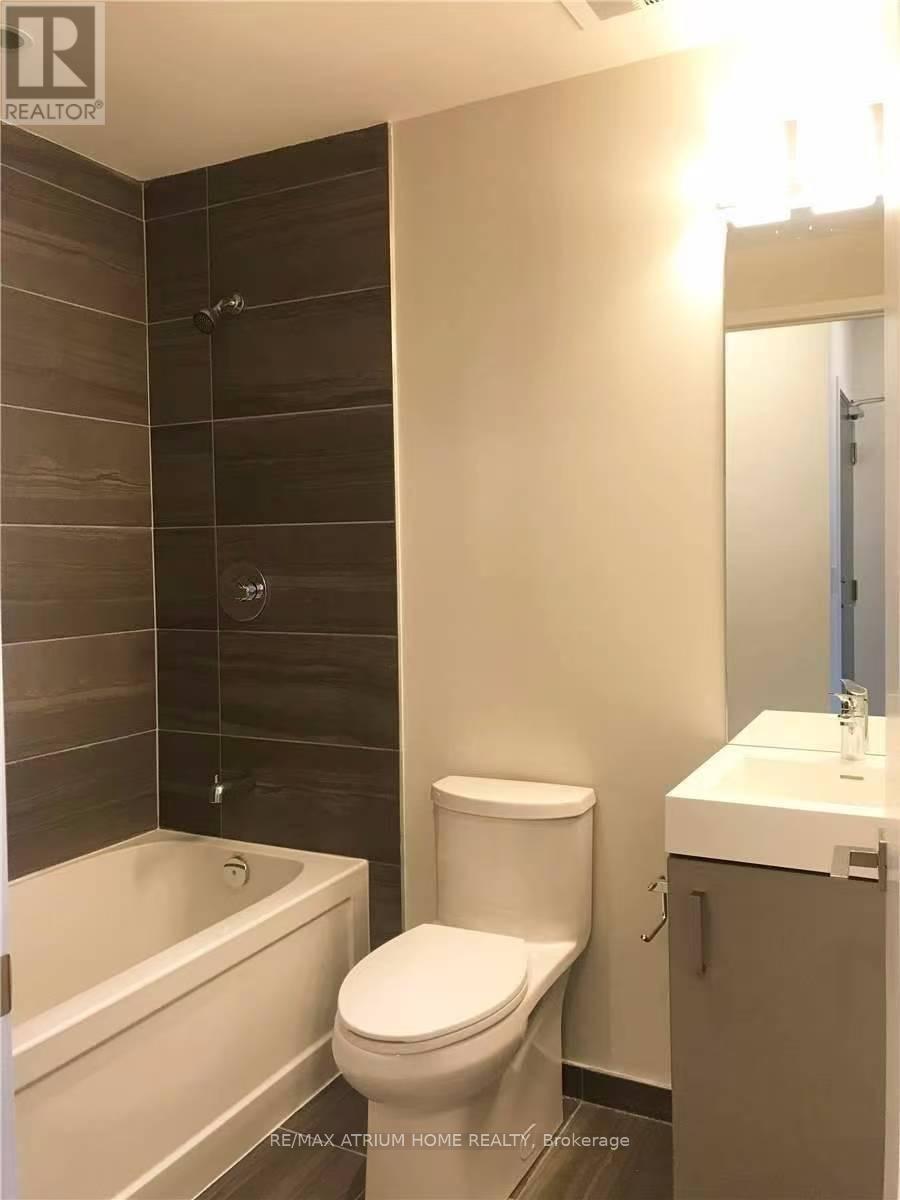 808 - 17 Dundonald Street, Toronto, Ontario  M4Y 0E4 - Photo 5 - C12876666