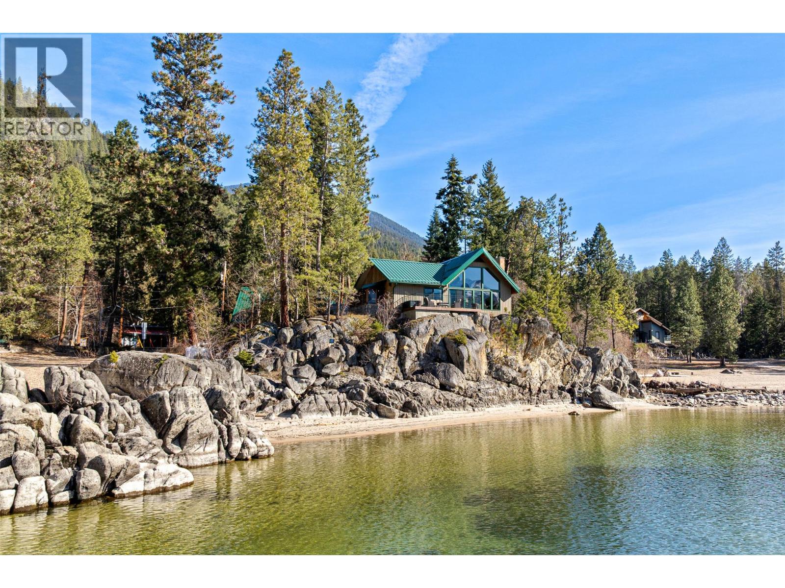 10235 Twin Bays Road, Twin Bays, British Columbia V0B 1A1 - Photo 2 - 10378230