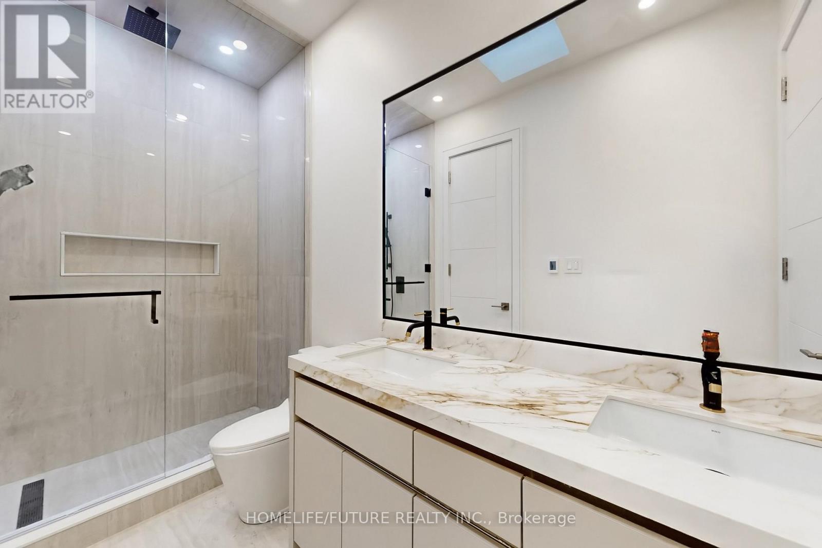 374 Elm Road, Toronto, Ontario  M5M 3V8 - Photo 23 - C12876724