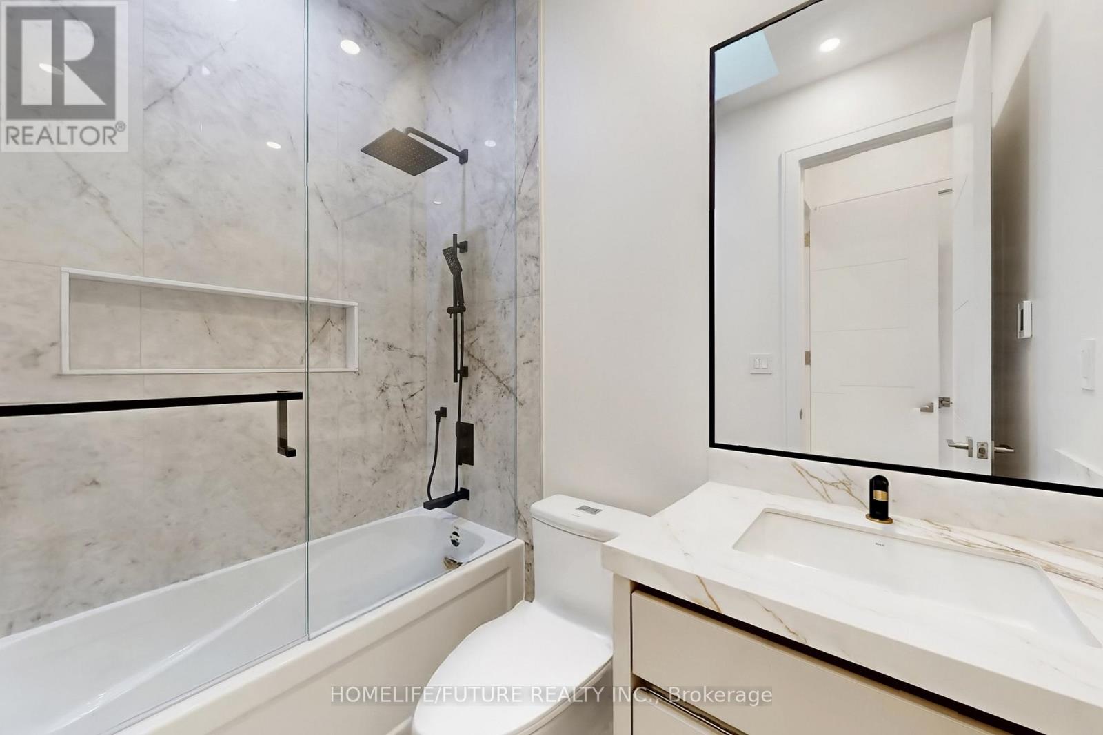 374 Elm Road, Toronto, Ontario  M5M 3V8 - Photo 26 - C12876724