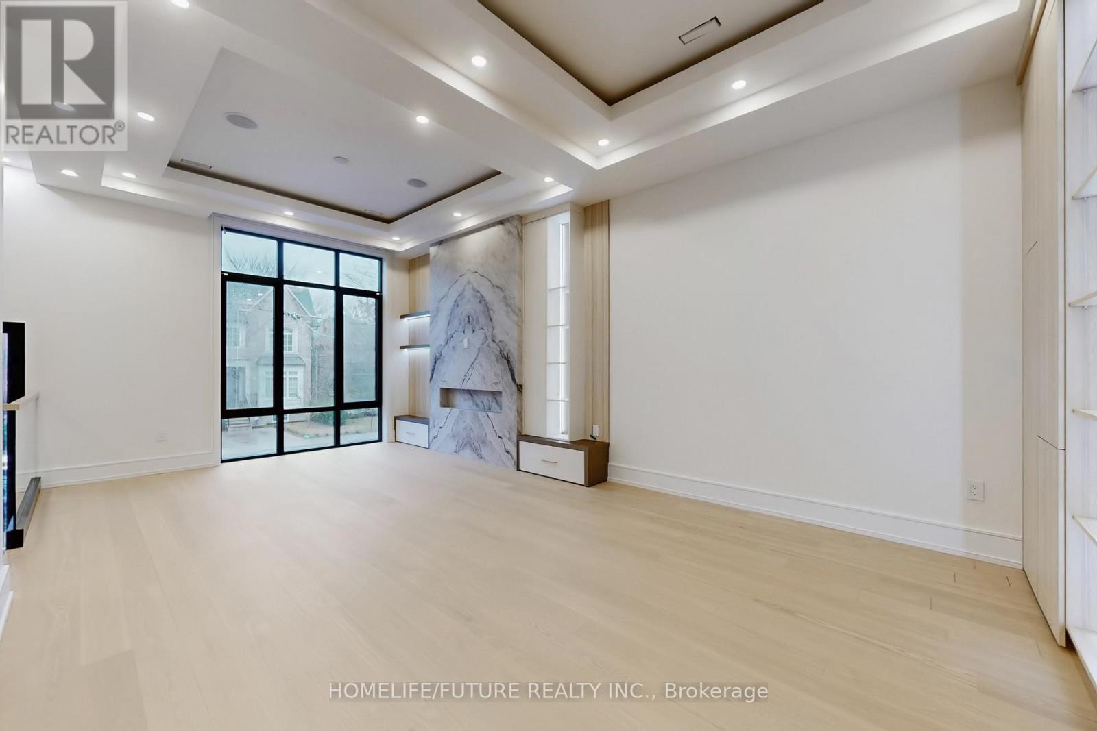 374 Elm Road, Toronto, Ontario  M5M 3V8 - Photo 3 - C12876724