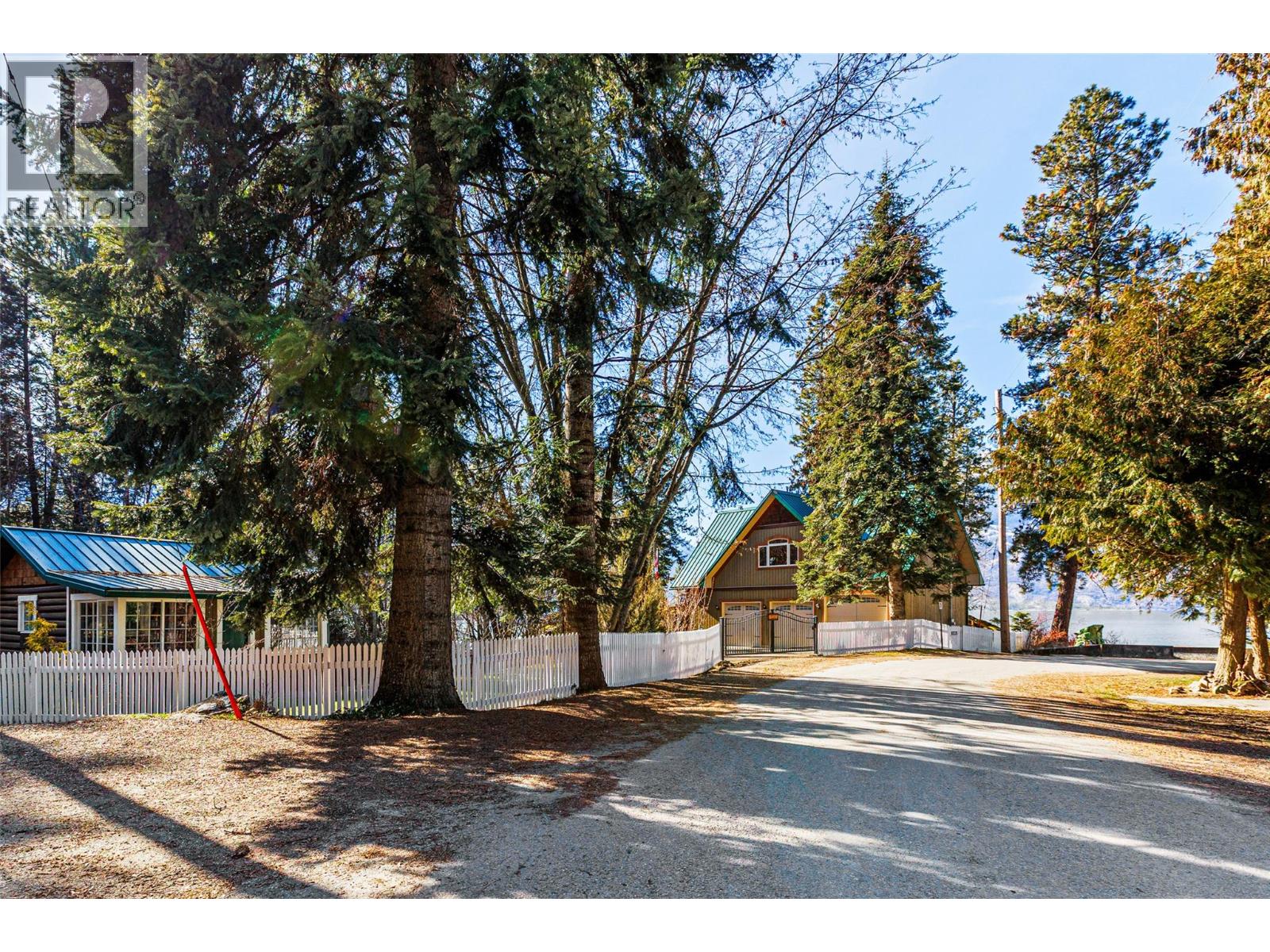 10235 Twin Bays Road, Twin Bays, British Columbia V0B 1A1 - Photo 51 - 10378230