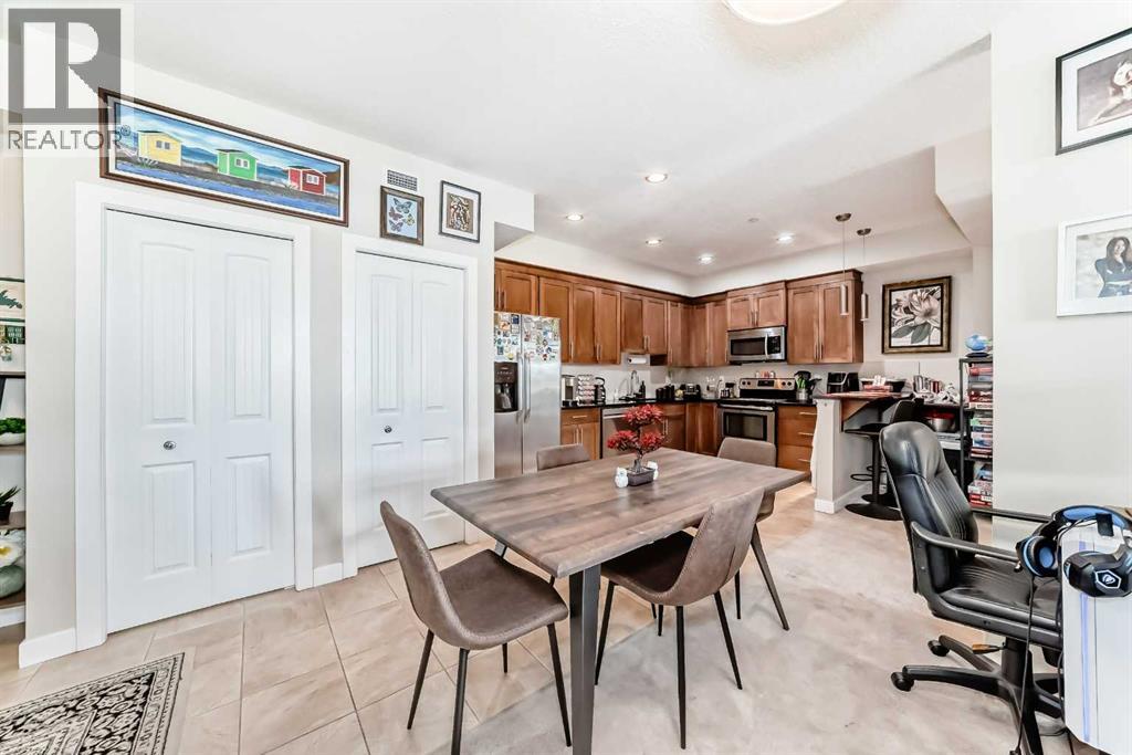 210, 1005a Westmount Drive, Strathmore, Alberta  T1P 0C3 - Photo 12 - A2288244