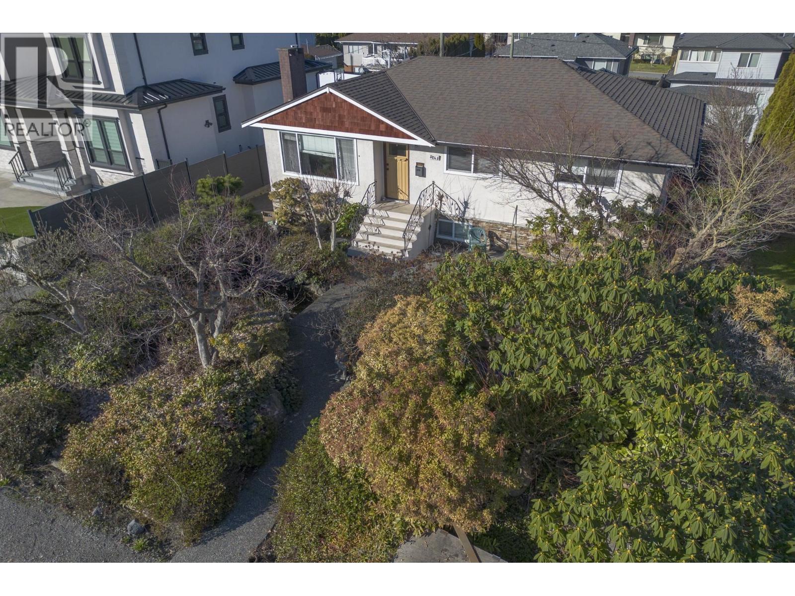 5745 Laurel Street, Burnaby, British Columbia  V5G 1N4 - Photo 32 - R3098974