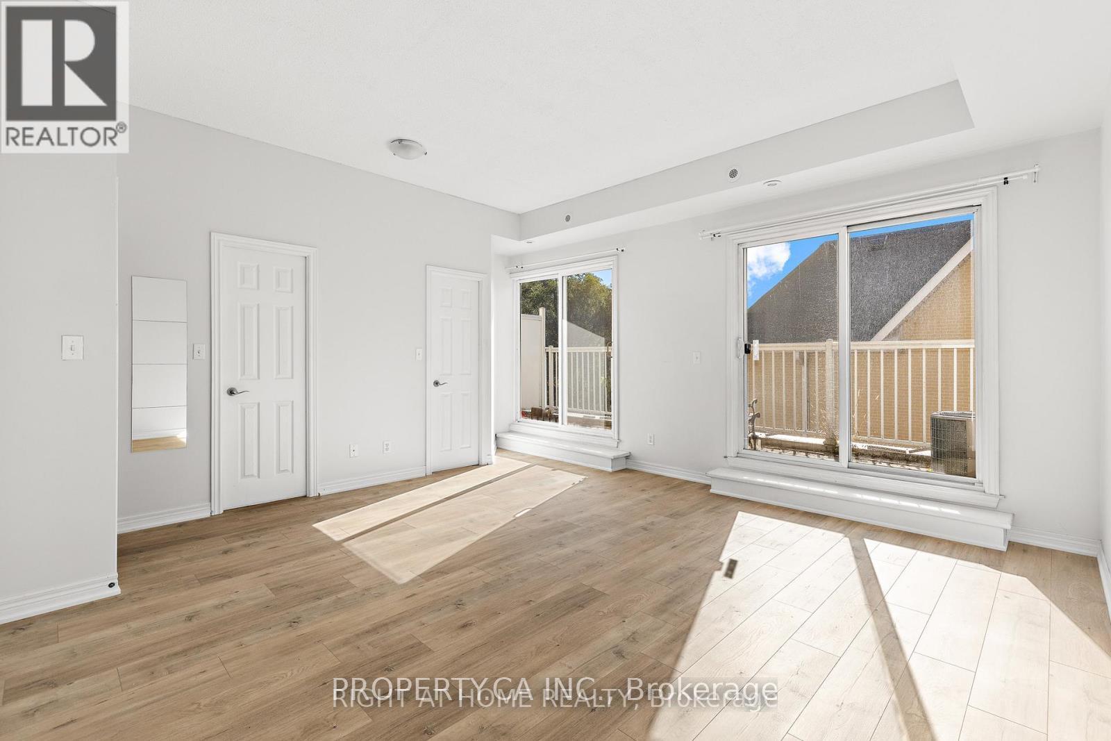 205 - 205 Wellesley Street E, Toronto, Ontario  M4X 1G1 - Photo 11 - C12876398