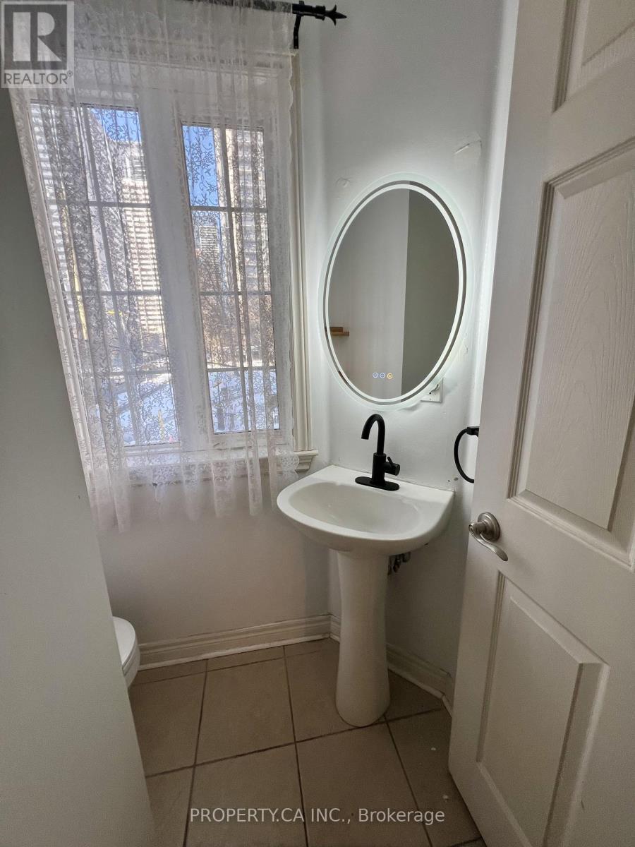 205 - 205 Wellesley Street E, Toronto, Ontario  M4X 1G1 - Photo 8 - C12876398