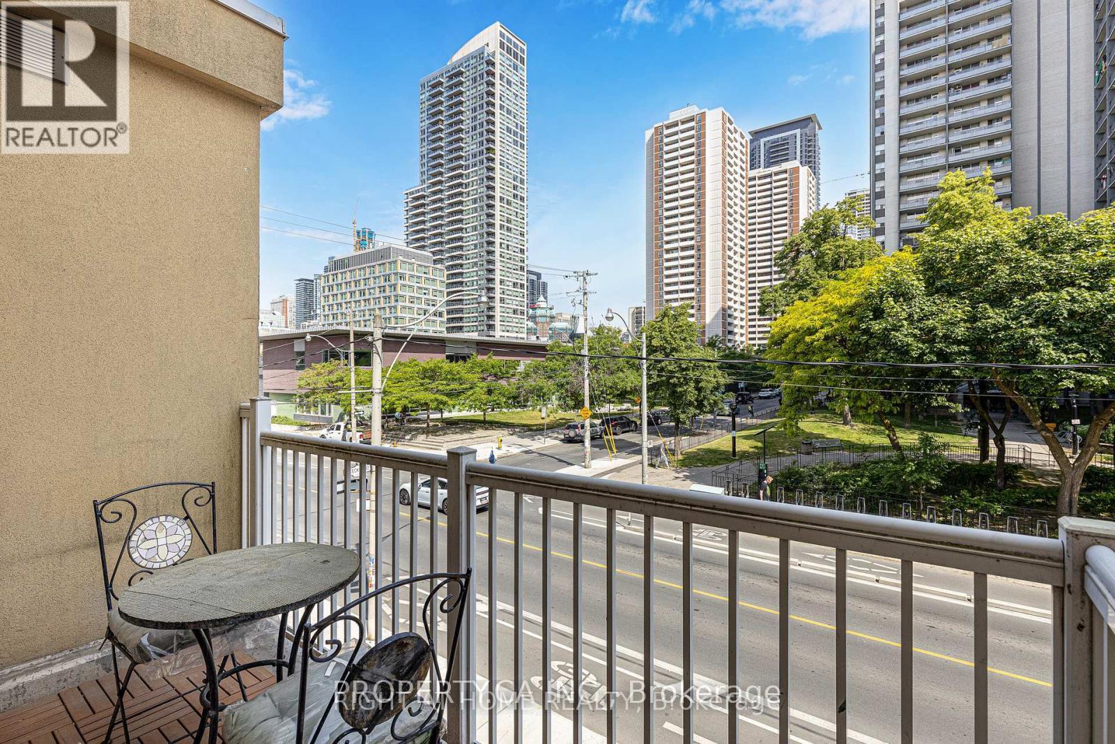 205 - 205 Wellesley Street E, Toronto, Ontario  M4X 1G1 - Photo 7 - C12876398