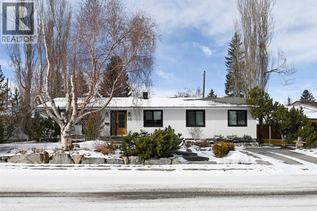 15 Wildwood Drive Sw, Calgary, Alberta  T3C 3C6 - Photo 4 - A2291774