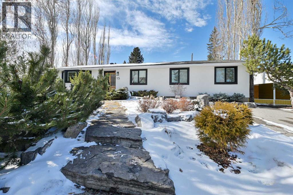 15 Wildwood Drive Sw, Calgary, Alberta  T3C 3C6 - Photo 5 - A2291774