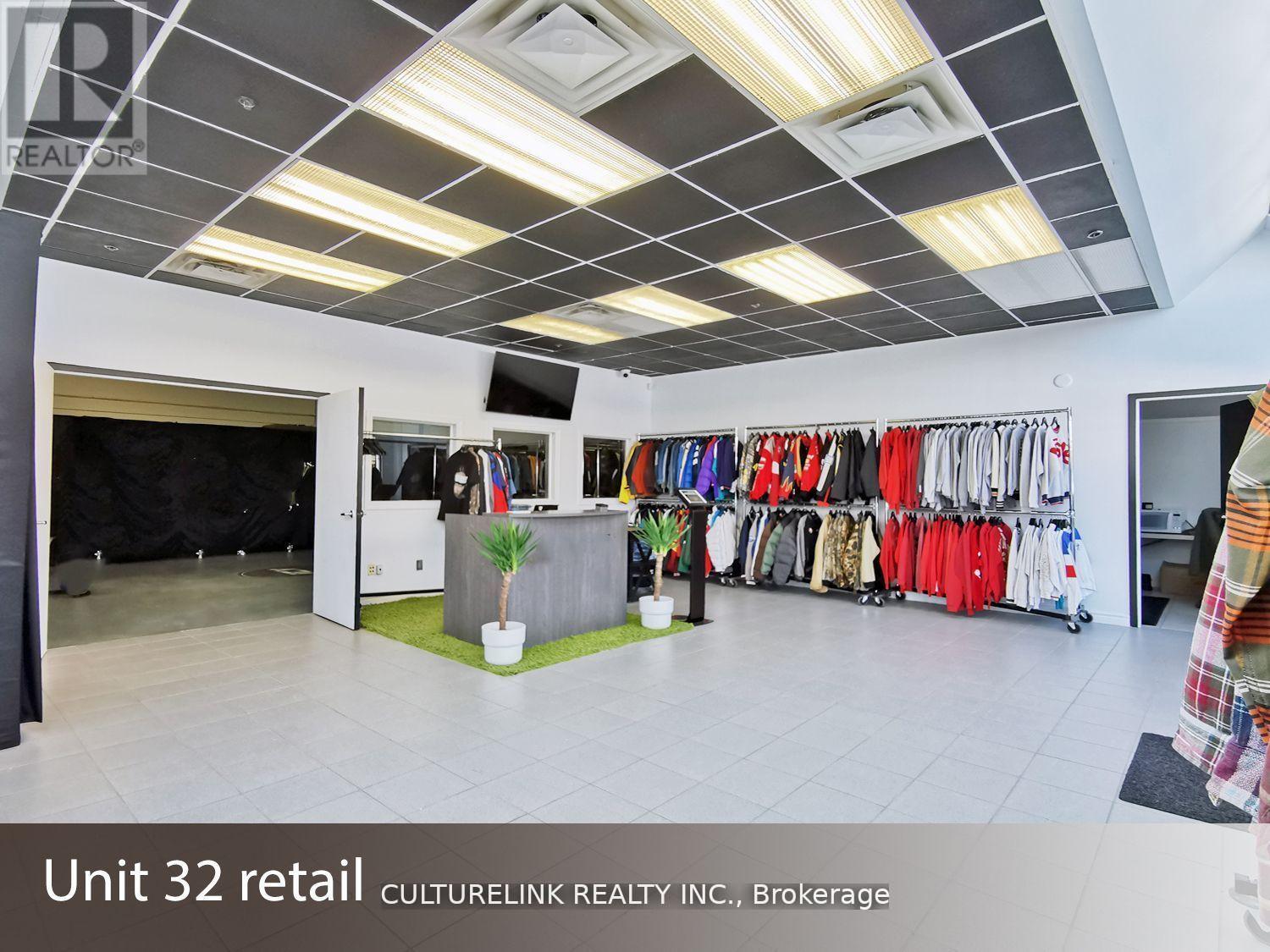 31 & 32 - 501 Passmore Avenue, Toronto, Ontario  M1V 5G4 - Photo 2 - E12876522