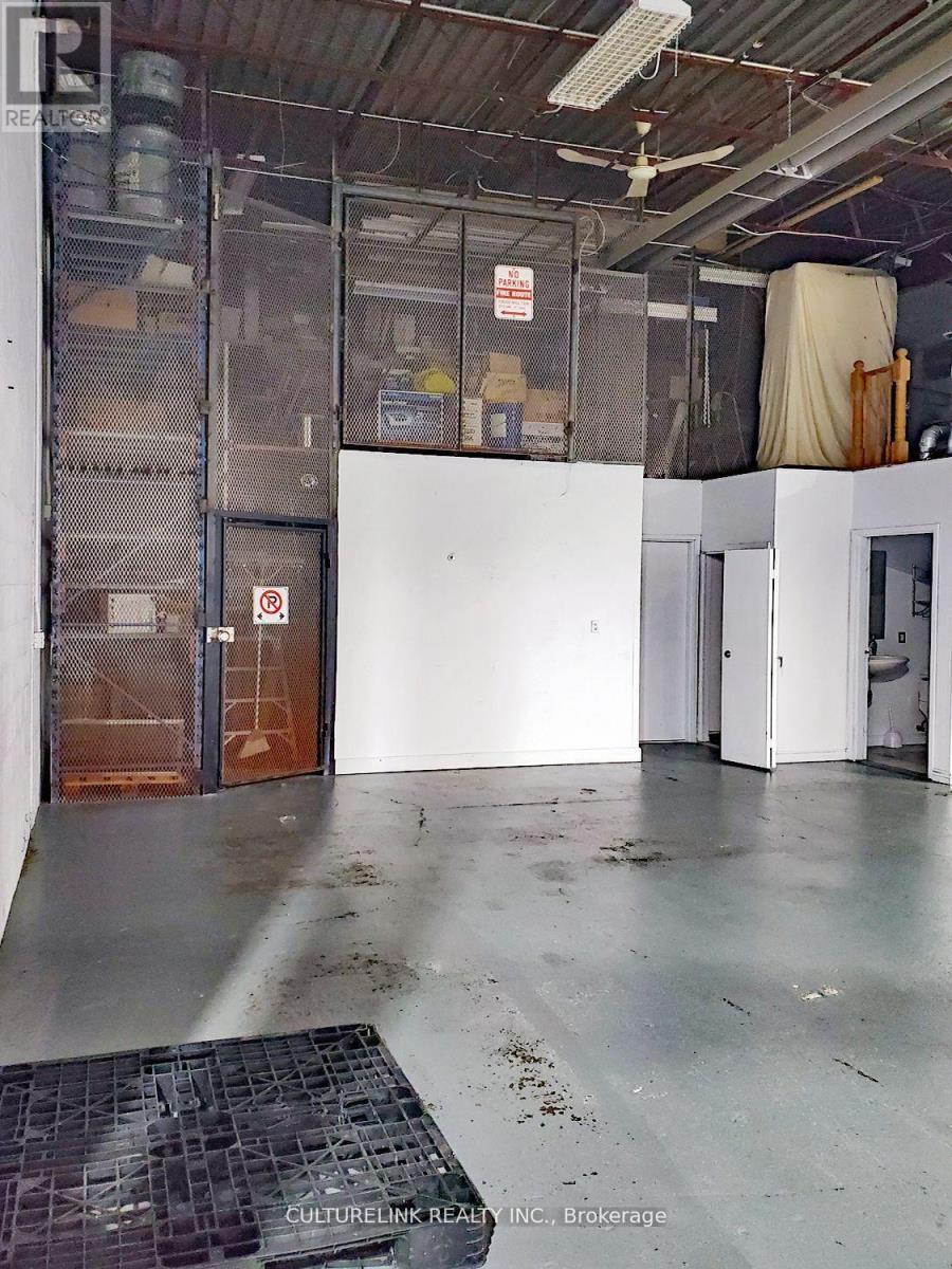 31 & 32 - 501 Passmore Avenue, Toronto, Ontario  M1V 5G4 - Photo 5 - E12876522