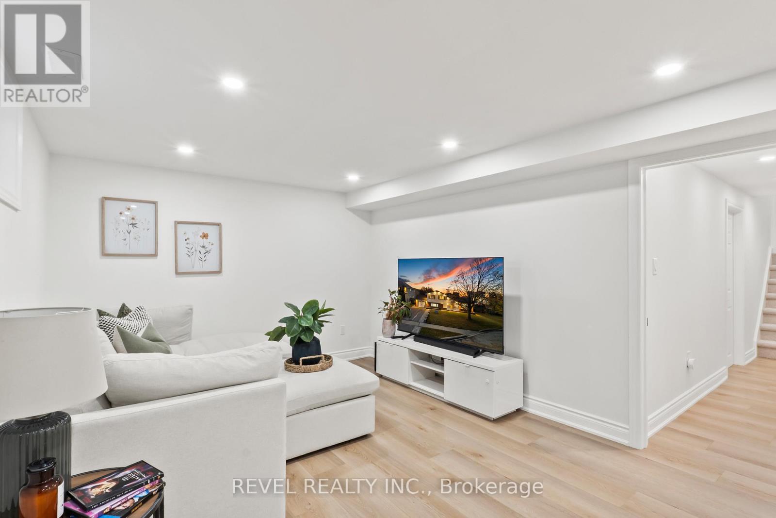 68 Applewood Crescent, Whitby, Ontario  L1N 2E6 - Photo 31 - E12876584