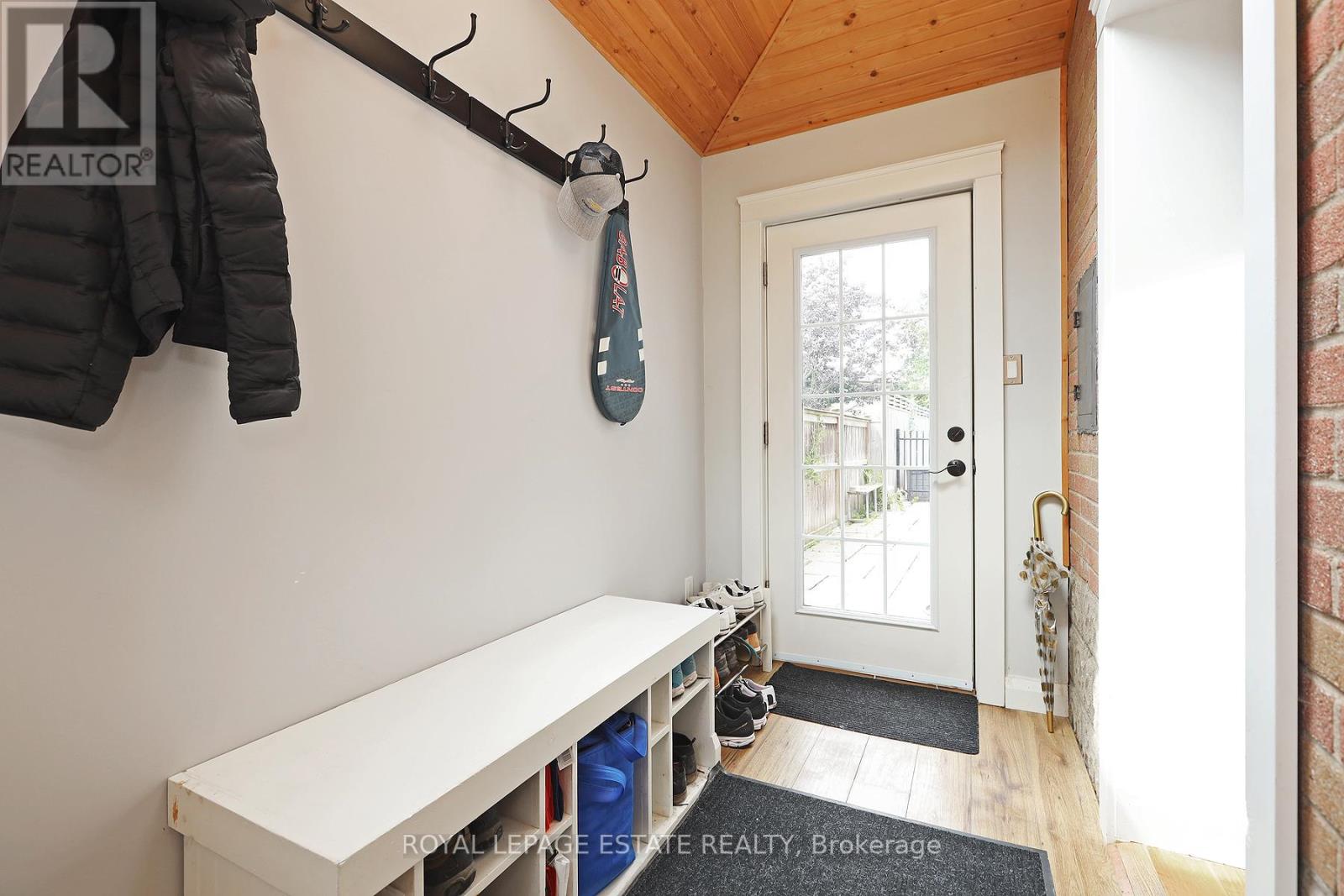 86 Midland Avenue, Toronto, Ontario  M1N 4A2 - Photo 18 - E12876674