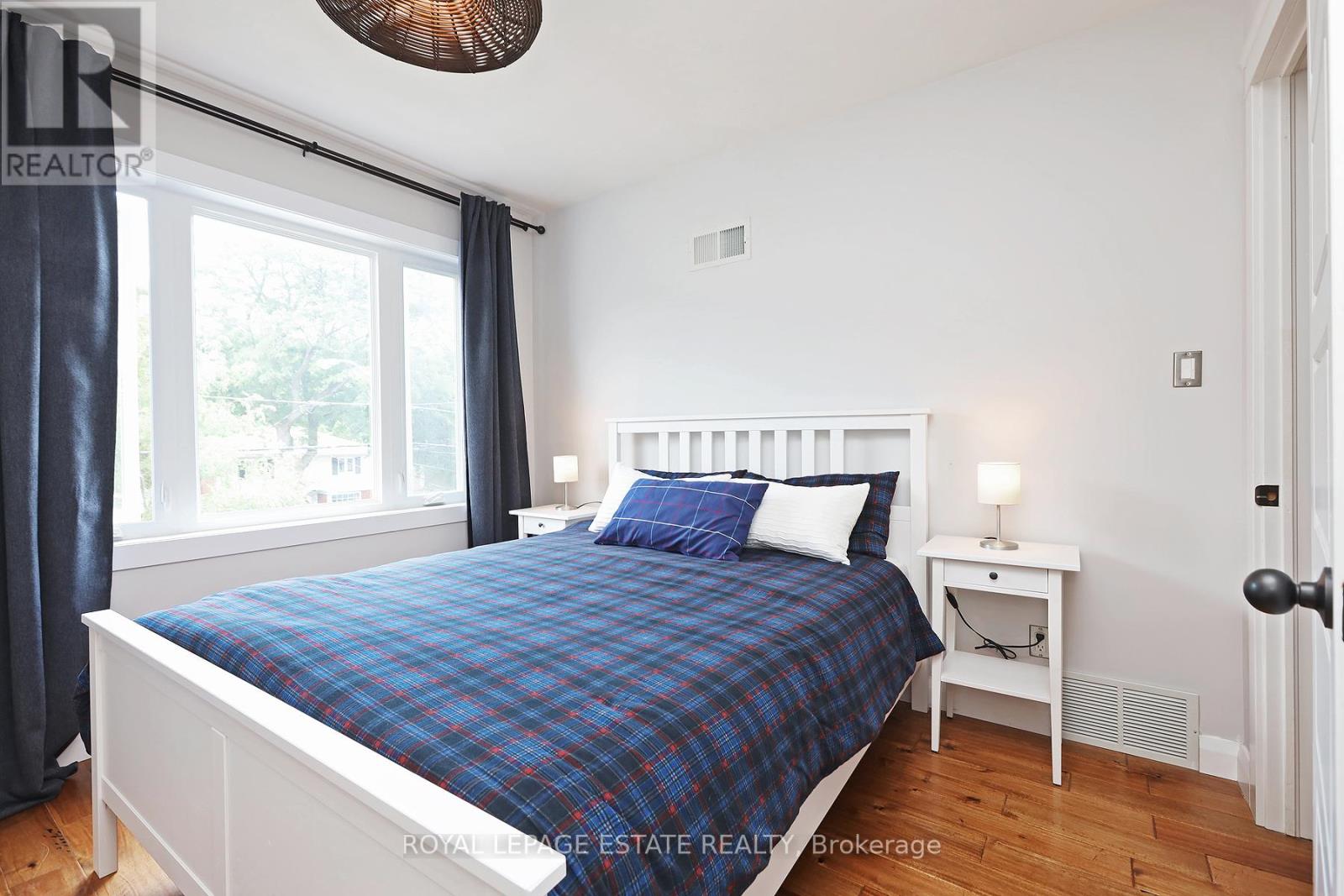 86 Midland Avenue, Toronto, Ontario  M1N 4A2 - Photo 23 - E12876674