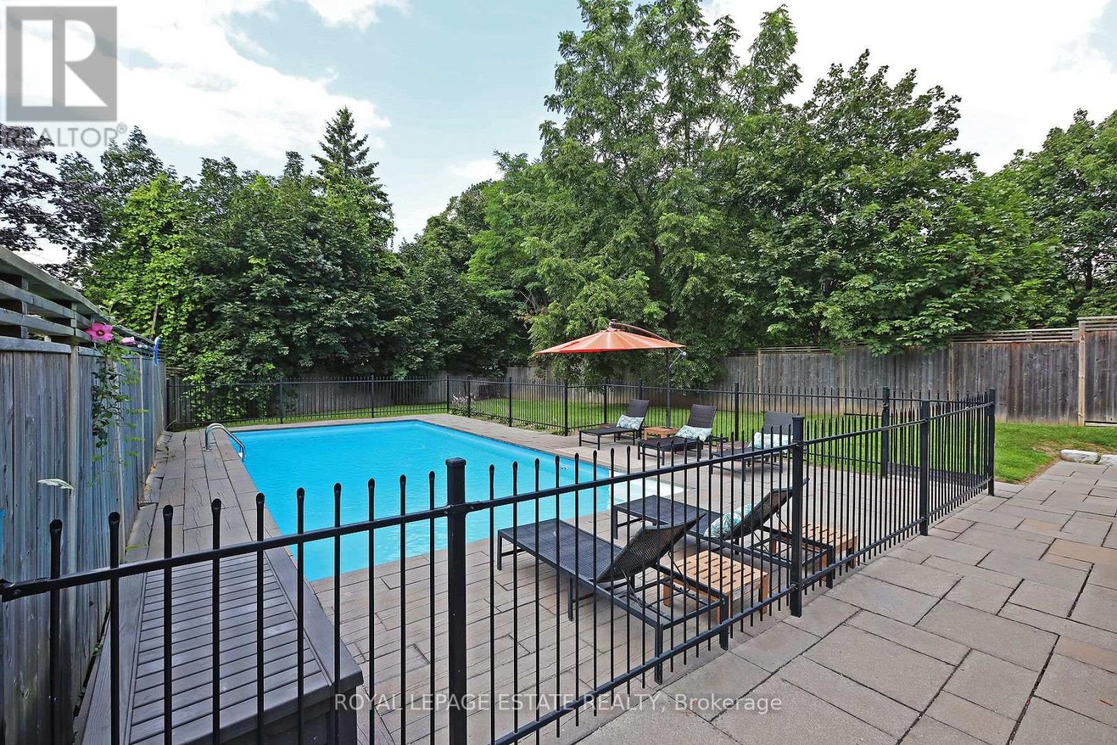 86 Midland Avenue, Toronto, Ontario  M1N 4A2 - Photo 33 - E12876674