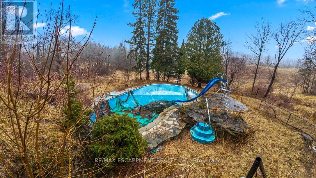 345 Mountain Brow Road, Hamilton, Ontario  L0R 2H7 - Photo 10 - X12873246