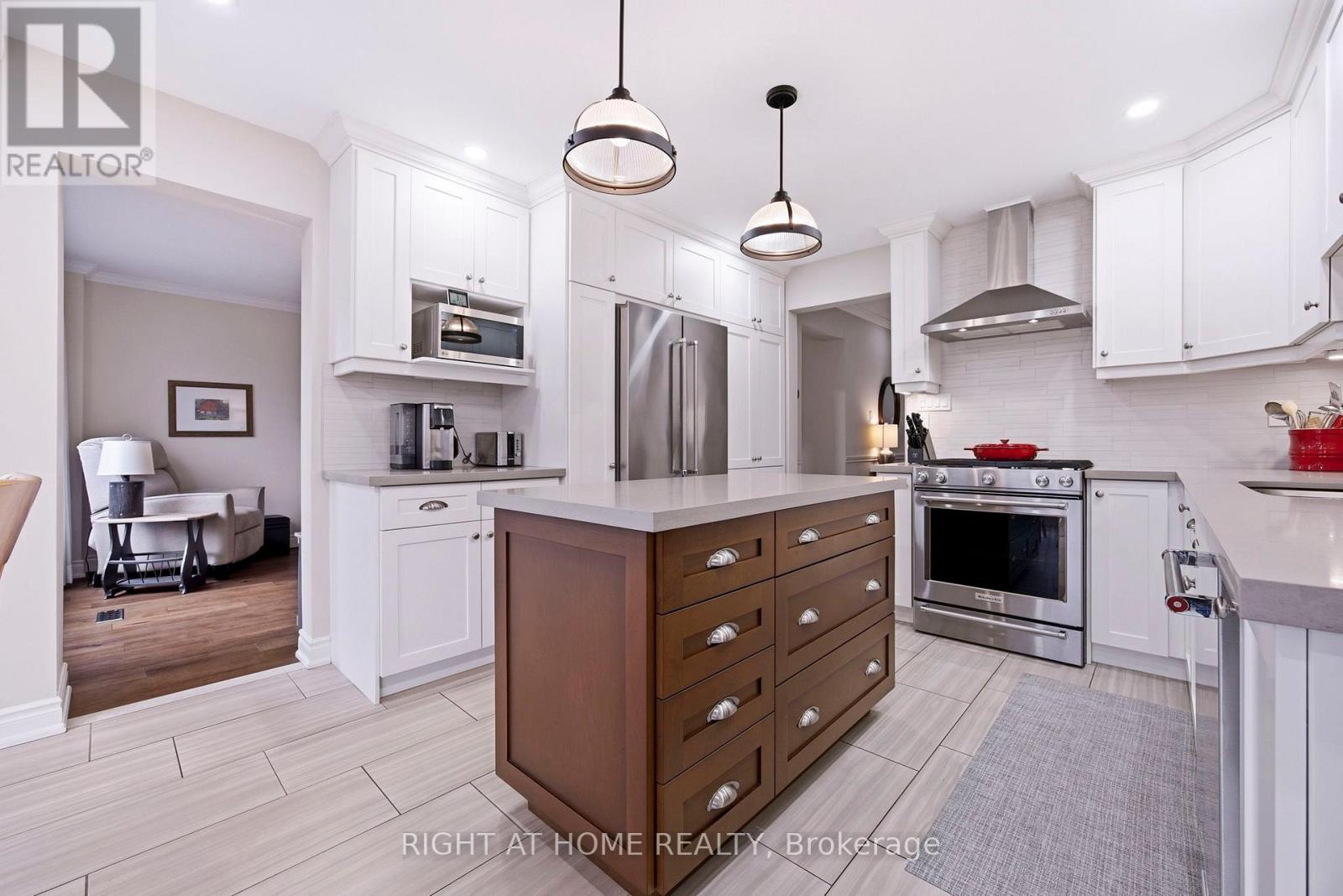 12 Esker Drive, Brampton, Ontario  L6Z 3C5 - Photo 16 - W12874302