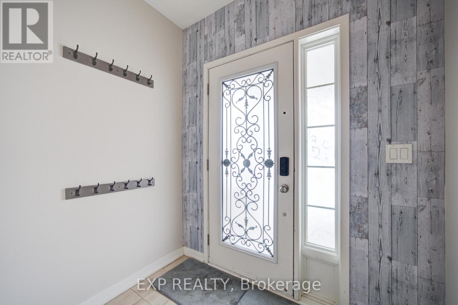 10616 Bathurst Street, Vaughan, Ontario  L6A 4Y4 - Photo 8 - N12870760