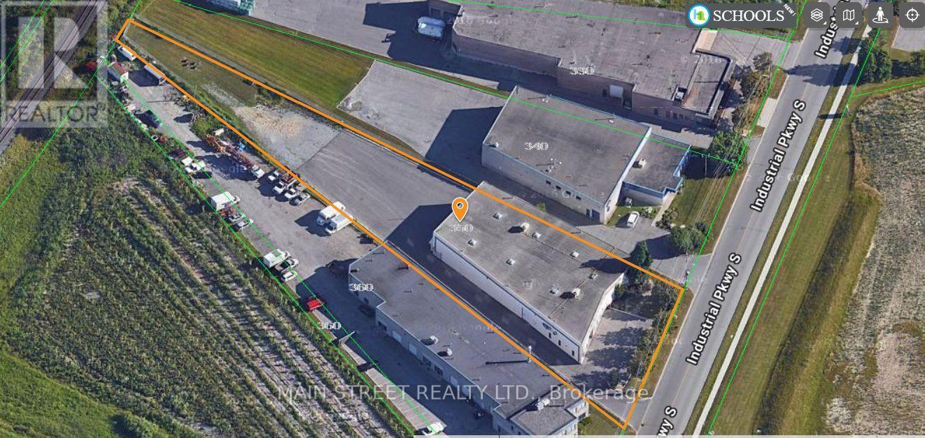 350 Industrial Parkway S, Aurora, Ontario  L4G 3V7 - Photo 2 - N12876504