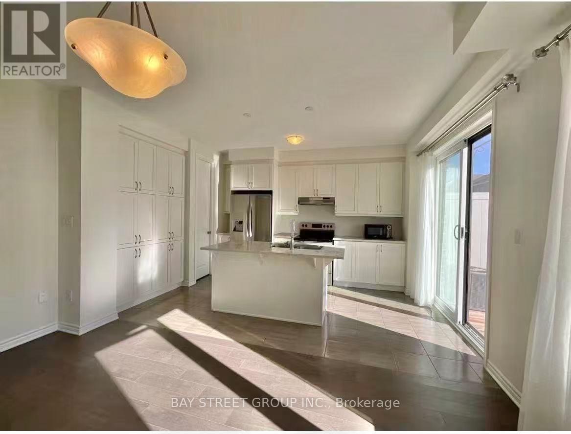 81 Casely Avenue, Richmond Hill, Ontario  L4S 0K2 - Photo 8 - N12876506