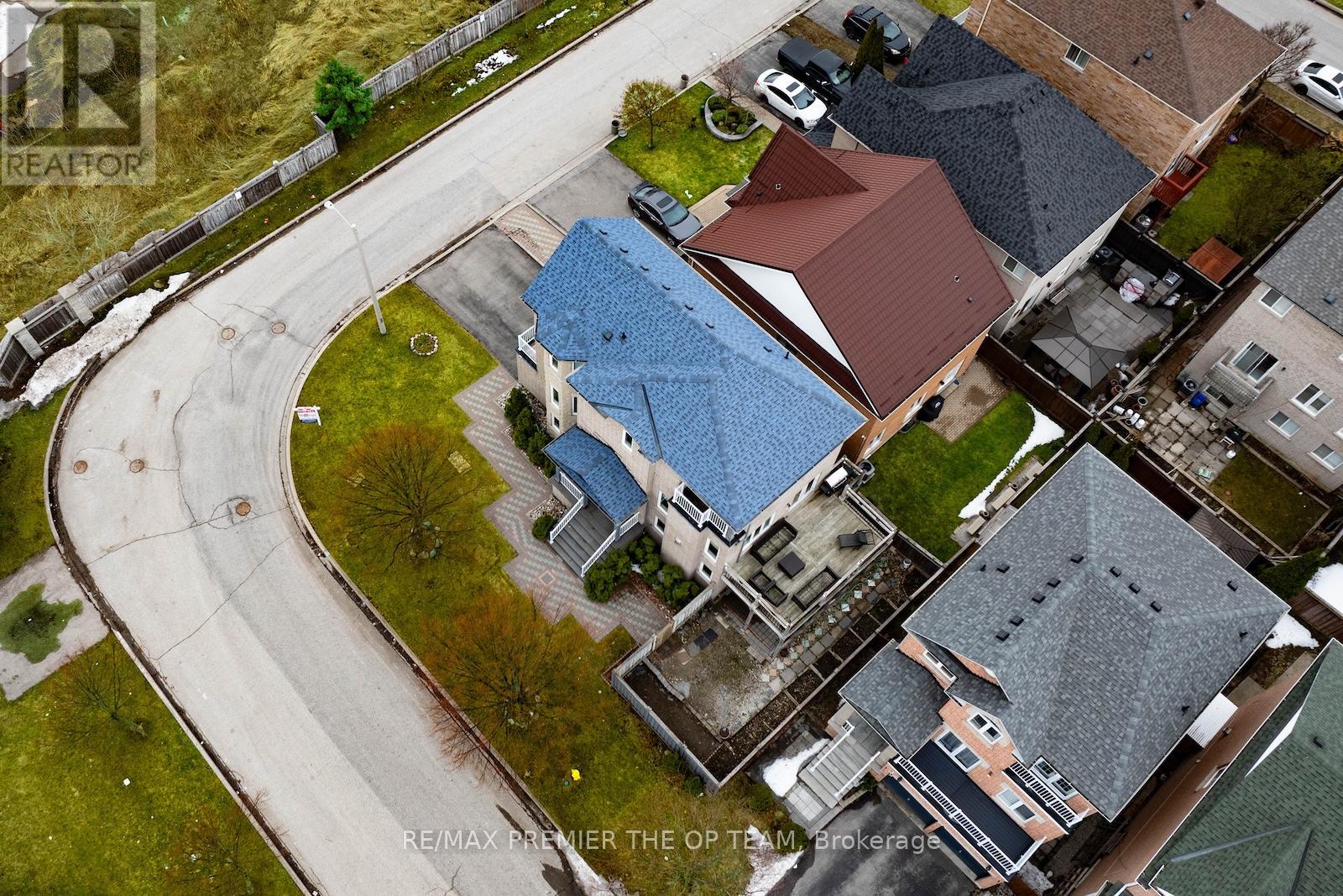 2 La Maria Lane, Vaughan, Ontario  L6A 3X2 - Photo 14 - N12876562