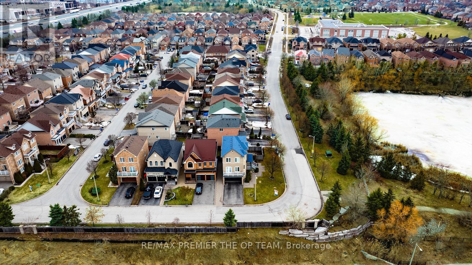 2 La Maria Lane, Vaughan, Ontario  L6A 3X2 - Photo 36 - N12876562