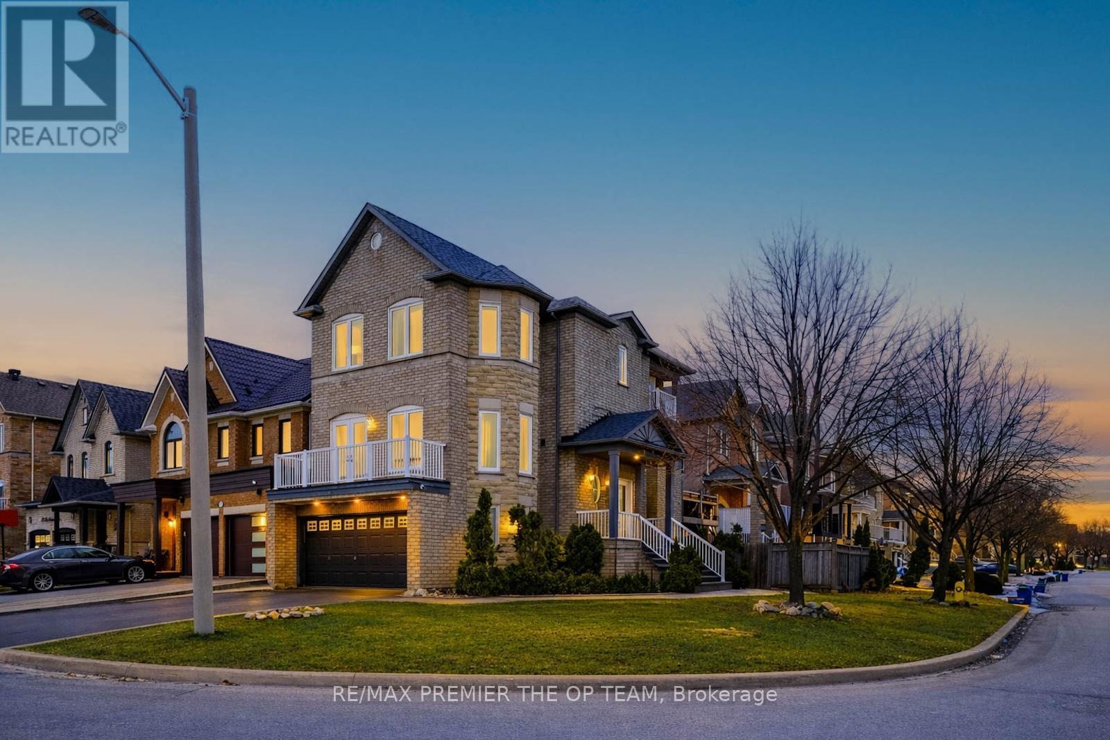 2 La Maria Lane, Vaughan, Ontario  L6A 3X2 - Photo 37 - N12876562