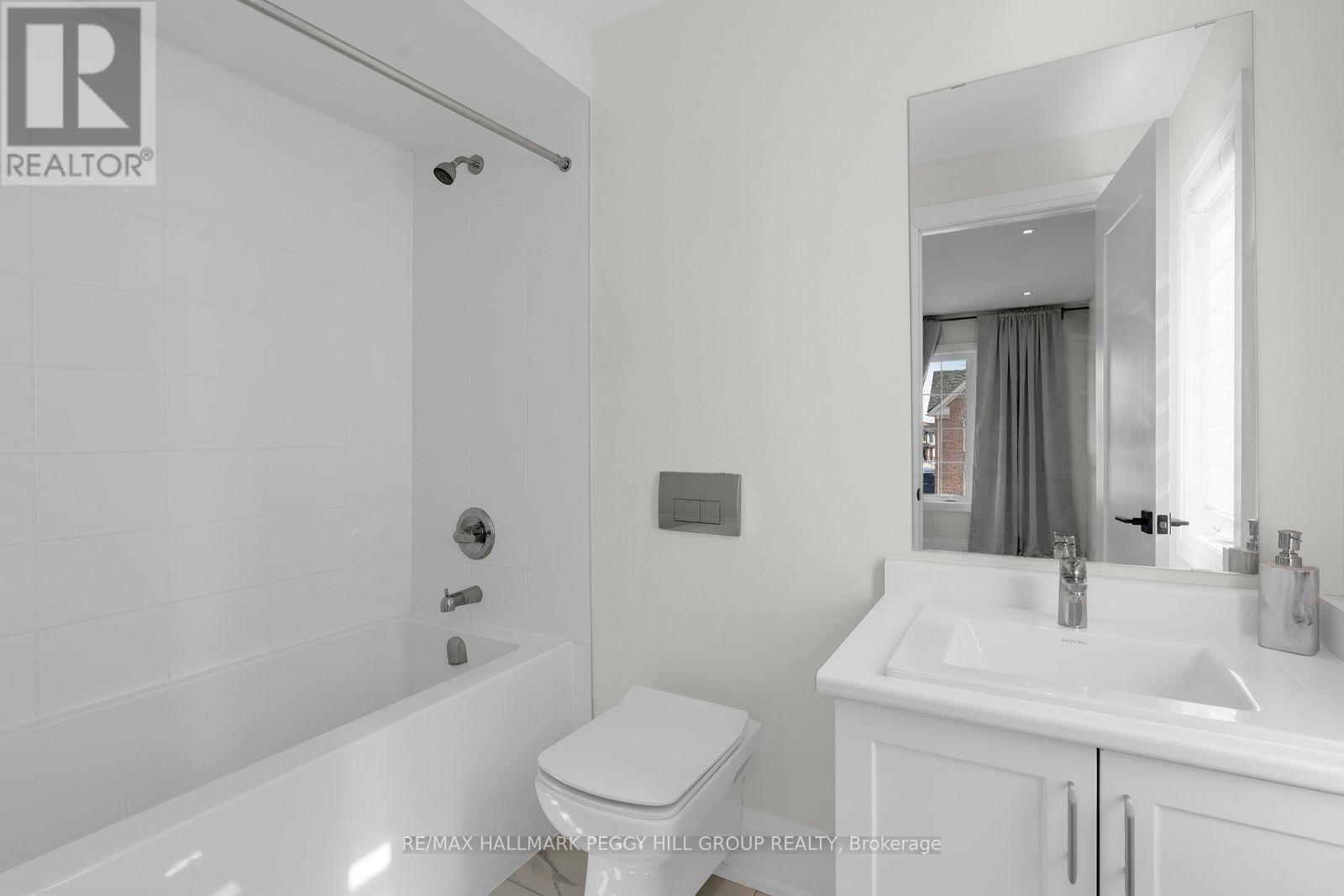 61 Strathgreen Lane, Georgina, Ontario  L4P 0J3 - Photo 20 - N12876602