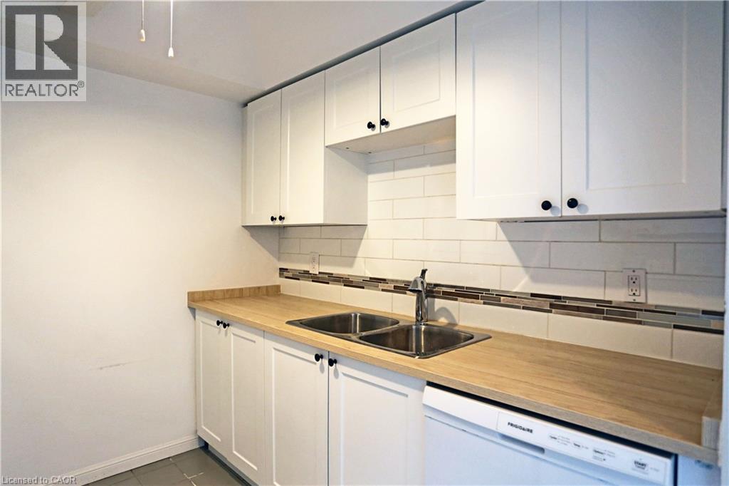 107 Bagot Street Unit# 411, Guelph, Ontario  N1H 8H5 - Photo 3 - 40811842