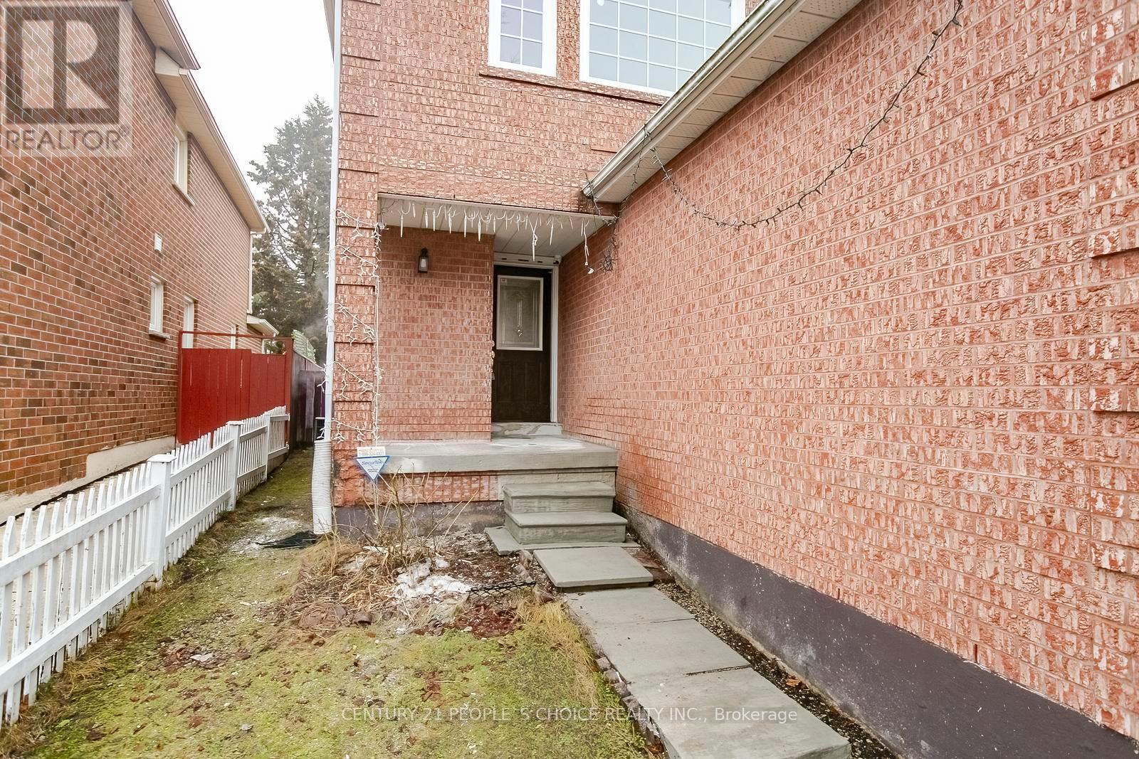 20 Letty Avenue, Brampton, Ontario  L6Y 4T3 - Photo 5 - W12876486