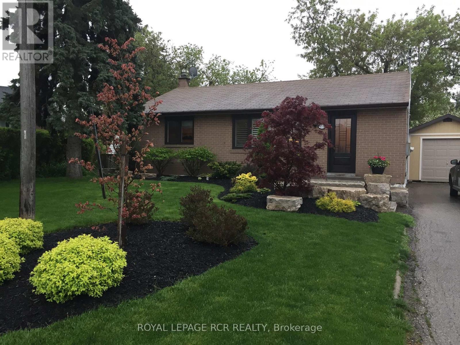 205 Martha Crescent, Caledon, Ontario  L7E 4X2 - Photo 2 - W12876492