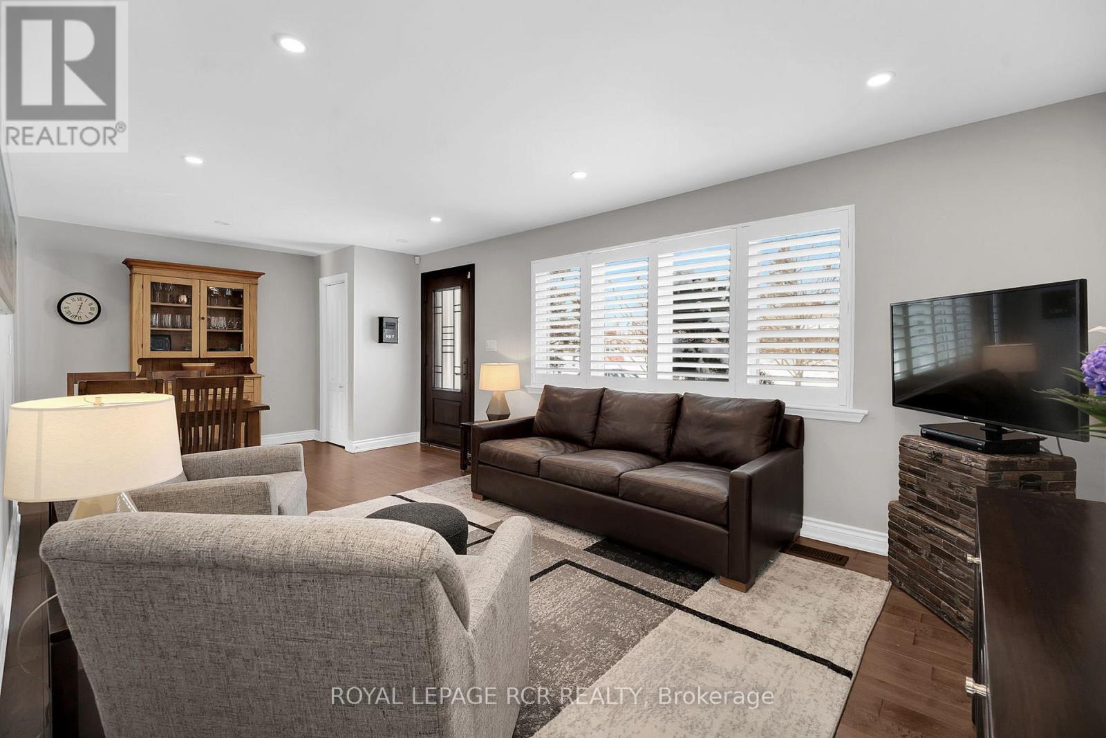 205 Martha Crescent, Caledon, Ontario  L7E 4X2 - Photo 6 - W12876492