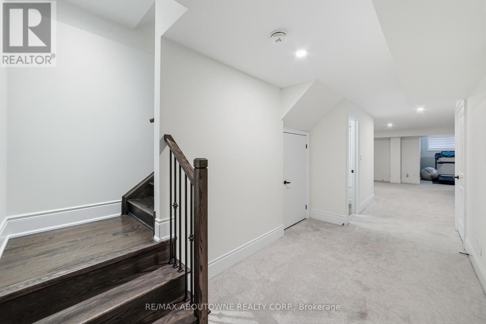 477 Parent Place, Milton, Ontario  L9E 1L2 - Photo 30 - W12876566