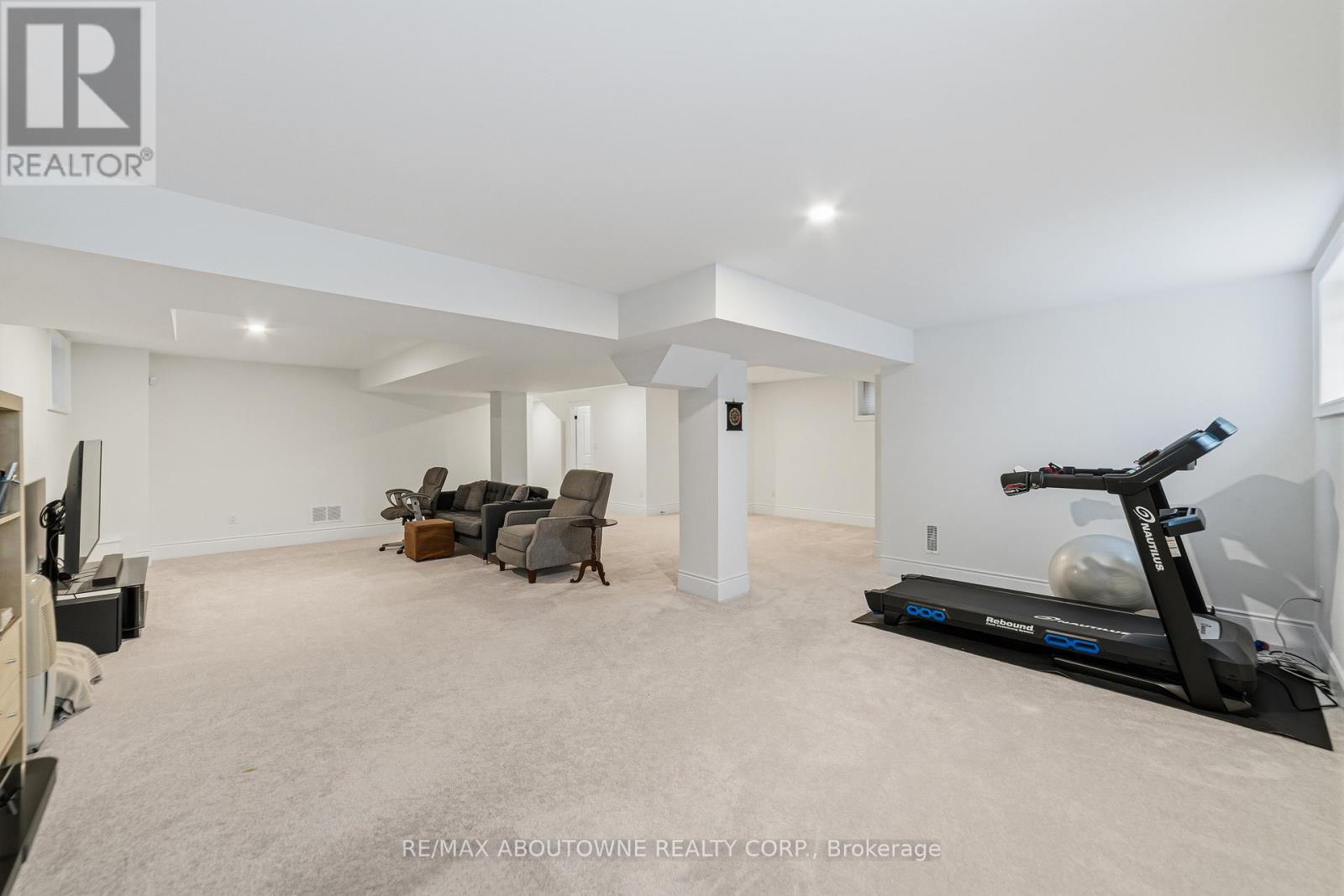 477 Parent Place, Milton, Ontario  L9E 1L2 - Photo 31 - W12876566