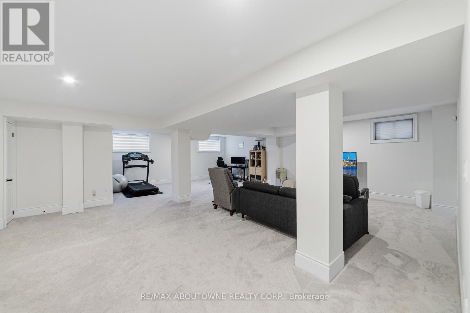 477 Parent Place, Milton, Ontario  L9E 1L2 - Photo 34 - W12876566